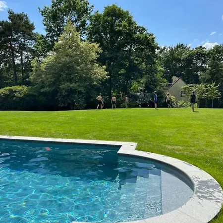 In Idyllic Surroundings With Pool And Tennis Villa